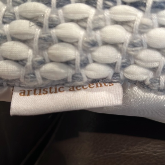 Throw Pillows - Picture 6 of 8